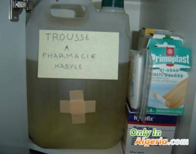 Boîte à pharmacie Kabyle